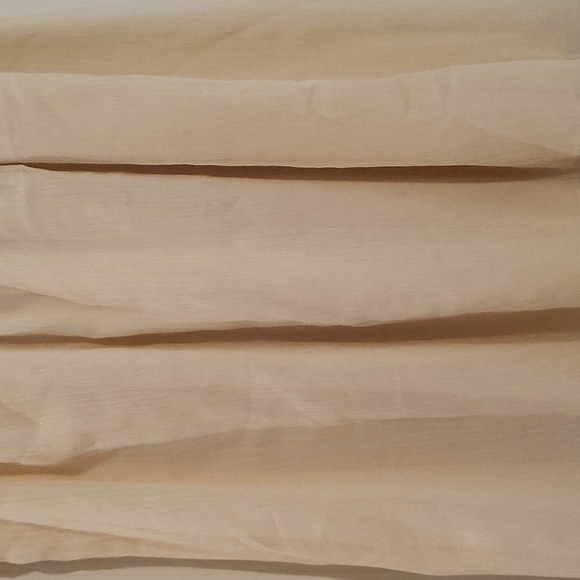 Passport blouse, size womans M, color cream - Picture 3 of 4